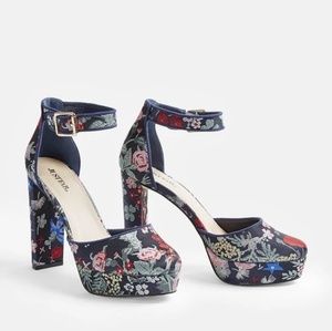 Justfab Scarlet pumps